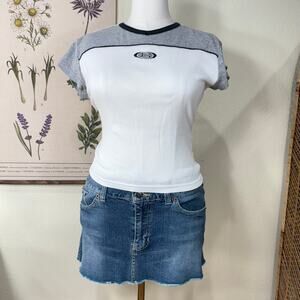 Vintage 90s Y2k BUM Equipment White Gray Embroidered T-Shirt Retro Casual L